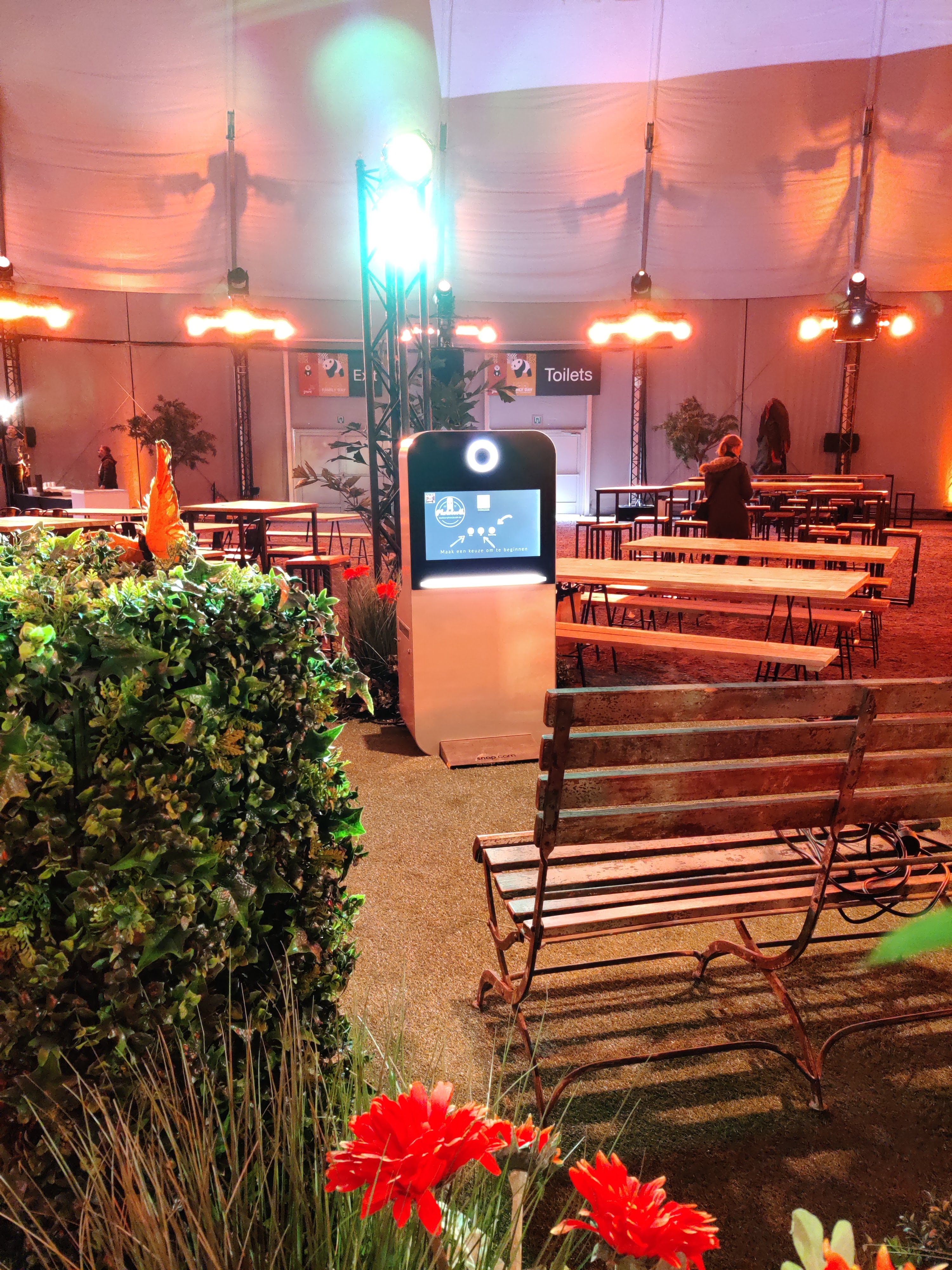 Industrial Zittend 01